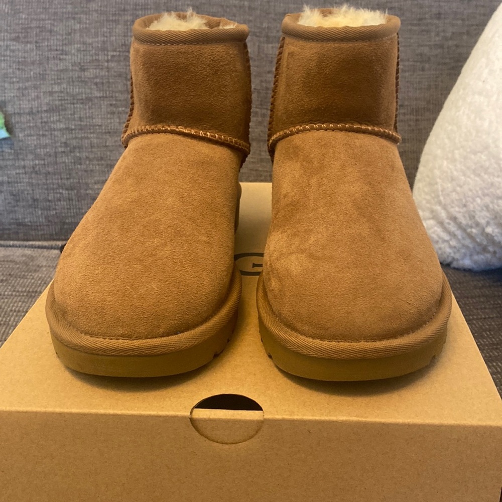 Classic Mini Uggs
